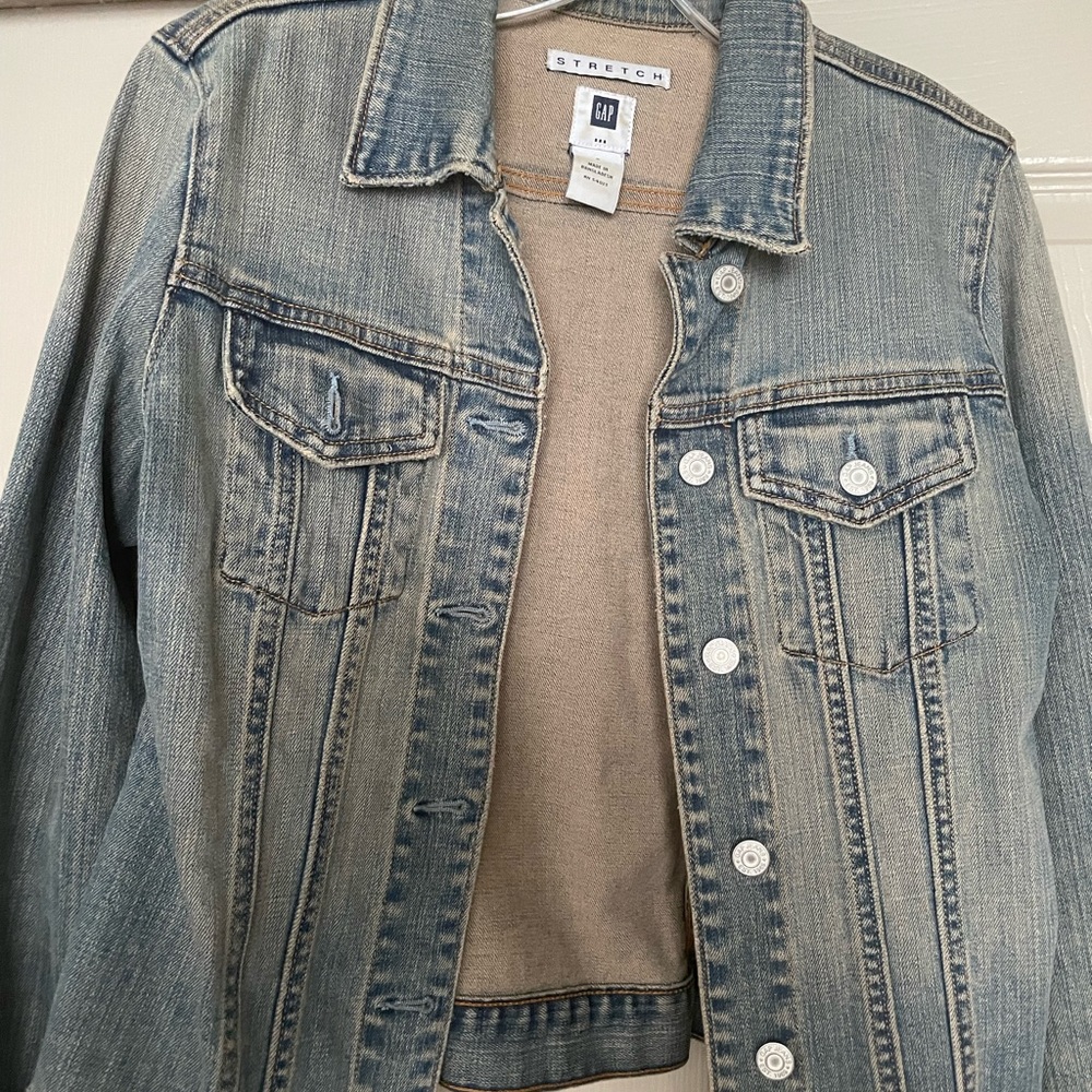 Women’s Jean Jacket